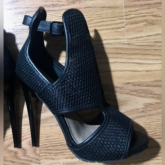 Steve Madden x Iggy Azalea Black "Brixxton” Mesh Stiletto Heels Women's size 7 - Picture 6 of 11